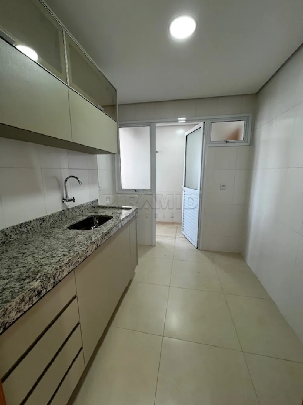 Alugar Apartamento / Padr&atilde;o em Ribeir&atilde;o Preto R$ 2.500,00 - Foto 12