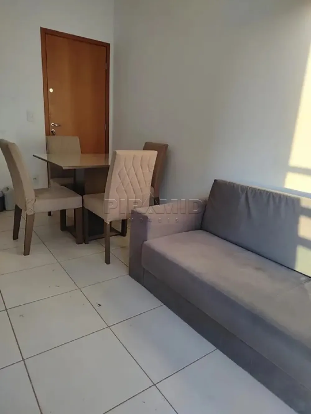Alugar Apartamento / Padr&atilde;o em Ribeir&atilde;o Preto R$ 1.950,00 - Foto 2