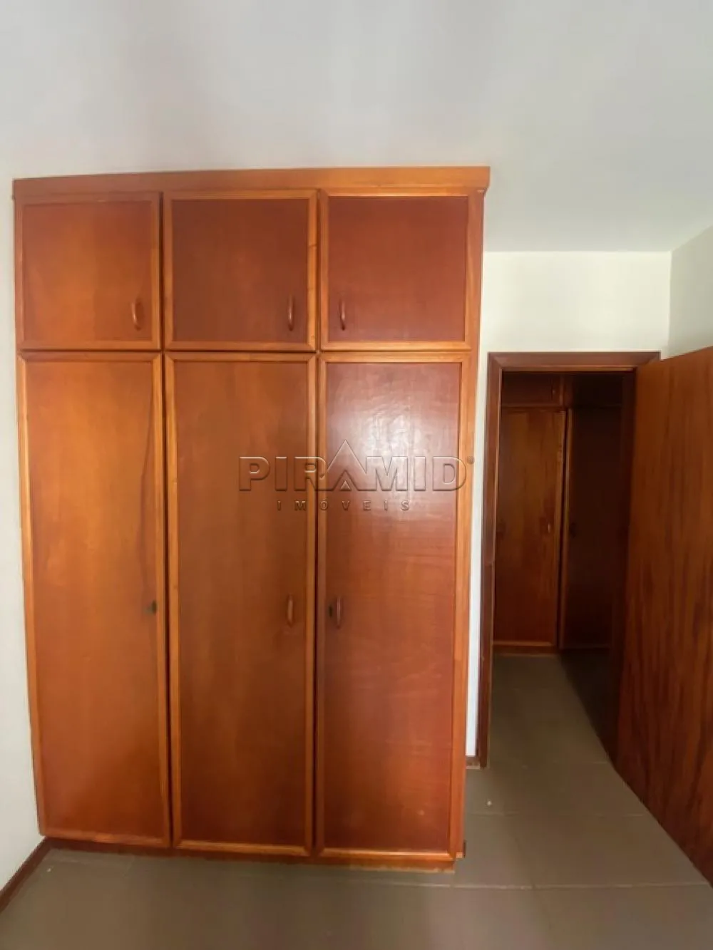 Alugar Apartamento / Padr&atilde;o em Ribeir&atilde;o Preto R$ 1.200,00 - Foto 12