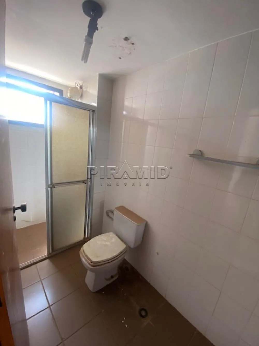 Alugar Apartamento / Padr&atilde;o em Ribeir&atilde;o Preto R$ 1.200,00 - Foto 16