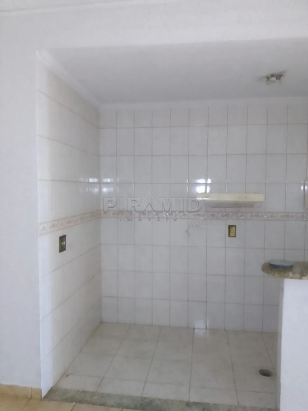 Alugar Comercial / Sal&atilde;o em Ribeir&atilde;o Preto R$ 1.500,00 - Foto 15