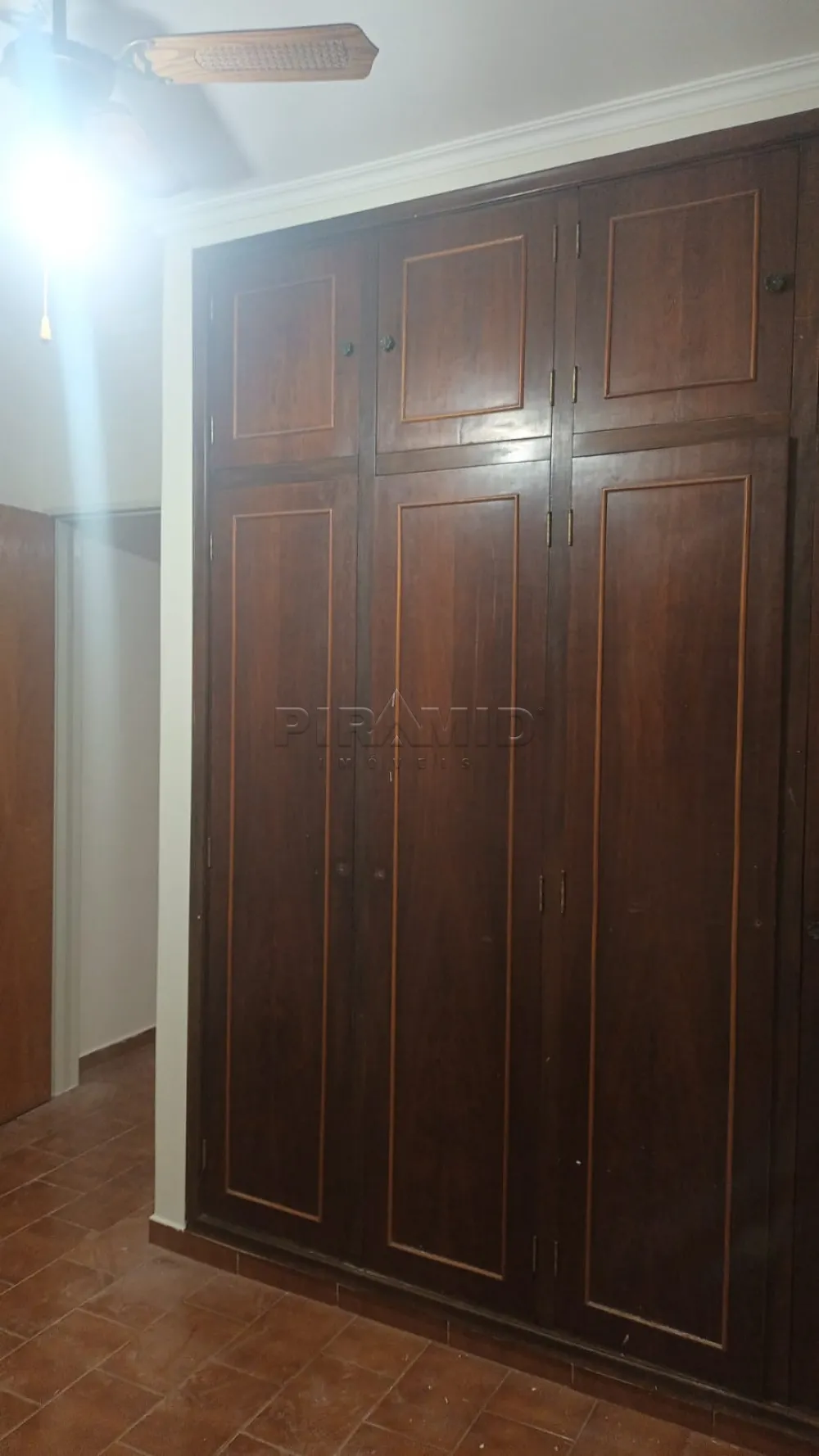 Comprar Casa / Padr&atilde;o em Ribeir&atilde;o Preto R$ 385.000,00 - Foto 3