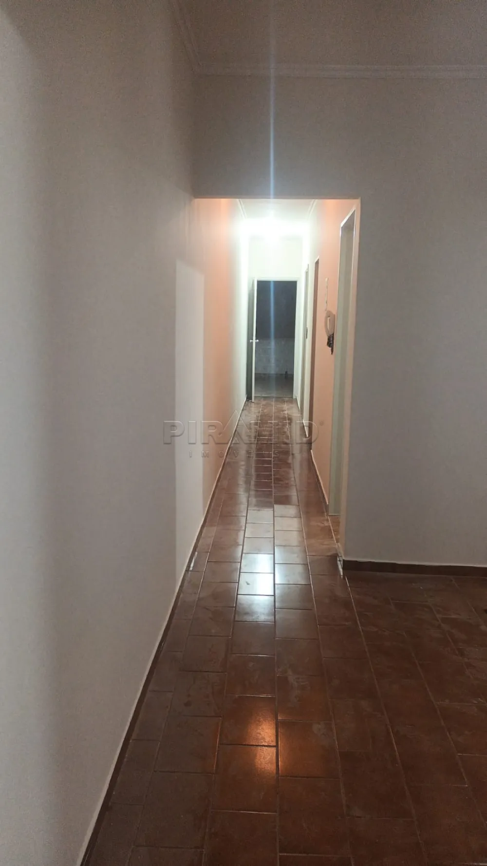 Comprar Casa / Padr&atilde;o em Ribeir&atilde;o Preto R$ 385.000,00 - Foto 4