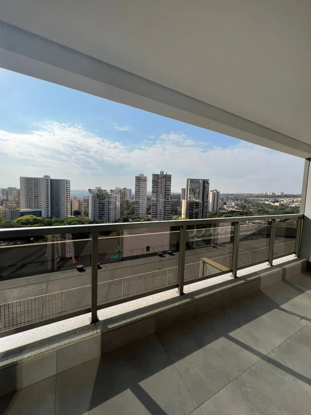 Alugar Apartamento / Padr&atilde;o em Ribeir&atilde;o Preto R$ 3.000,00 - Foto 9