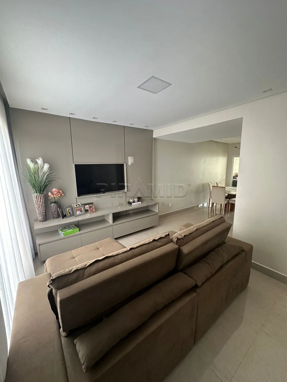 Comprar Casa / Padr&atilde;o em Ribeir&atilde;o Preto R$ 640.000,00 - Foto 3