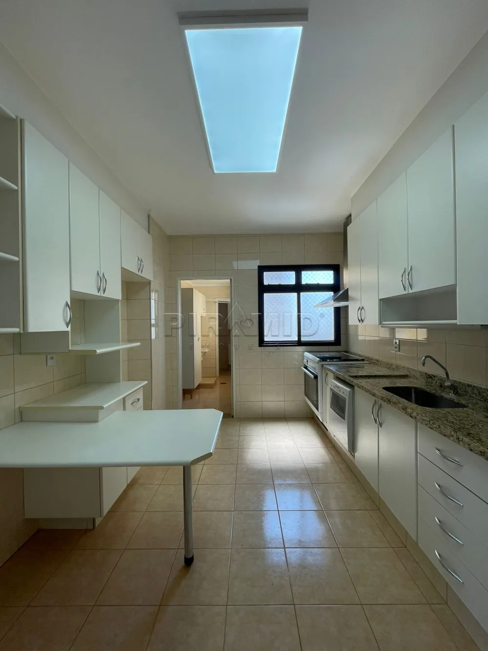 Alugar Apartamento / Padr&atilde;o em Ribeir&atilde;o Preto R$ 1.800,00 - Foto 50