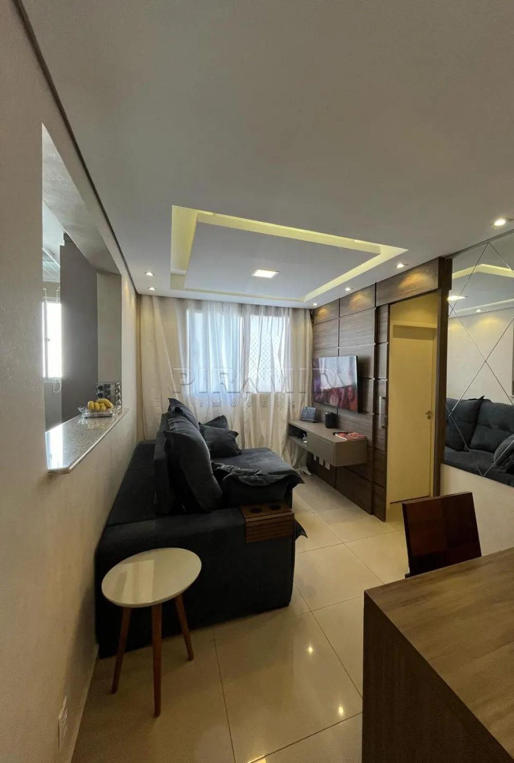 Comprar Apartamento / Padr&atilde;o em Ribeir&atilde;o Preto R$ 300.000,00 - Foto 1