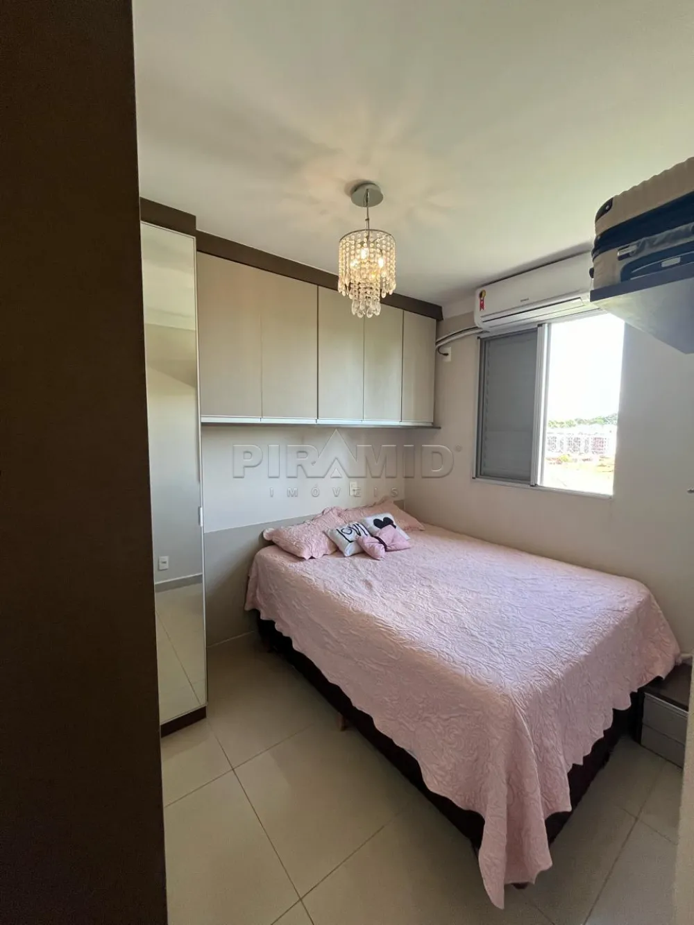 Comprar Apartamento / Padr&atilde;o em Ribeir&atilde;o Preto R$ 300.000,00 - Foto 3
