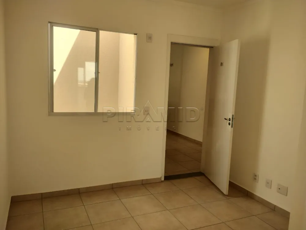 Alugar Apartamento / Padr&atilde;o em Ribeir&atilde;o Preto R$ 700,00 - Foto 2
