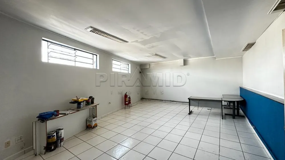 Alugar Comercial / Sal&atilde;o em Ribeir&atilde;o Preto R$ 3.100,00 - Foto 4