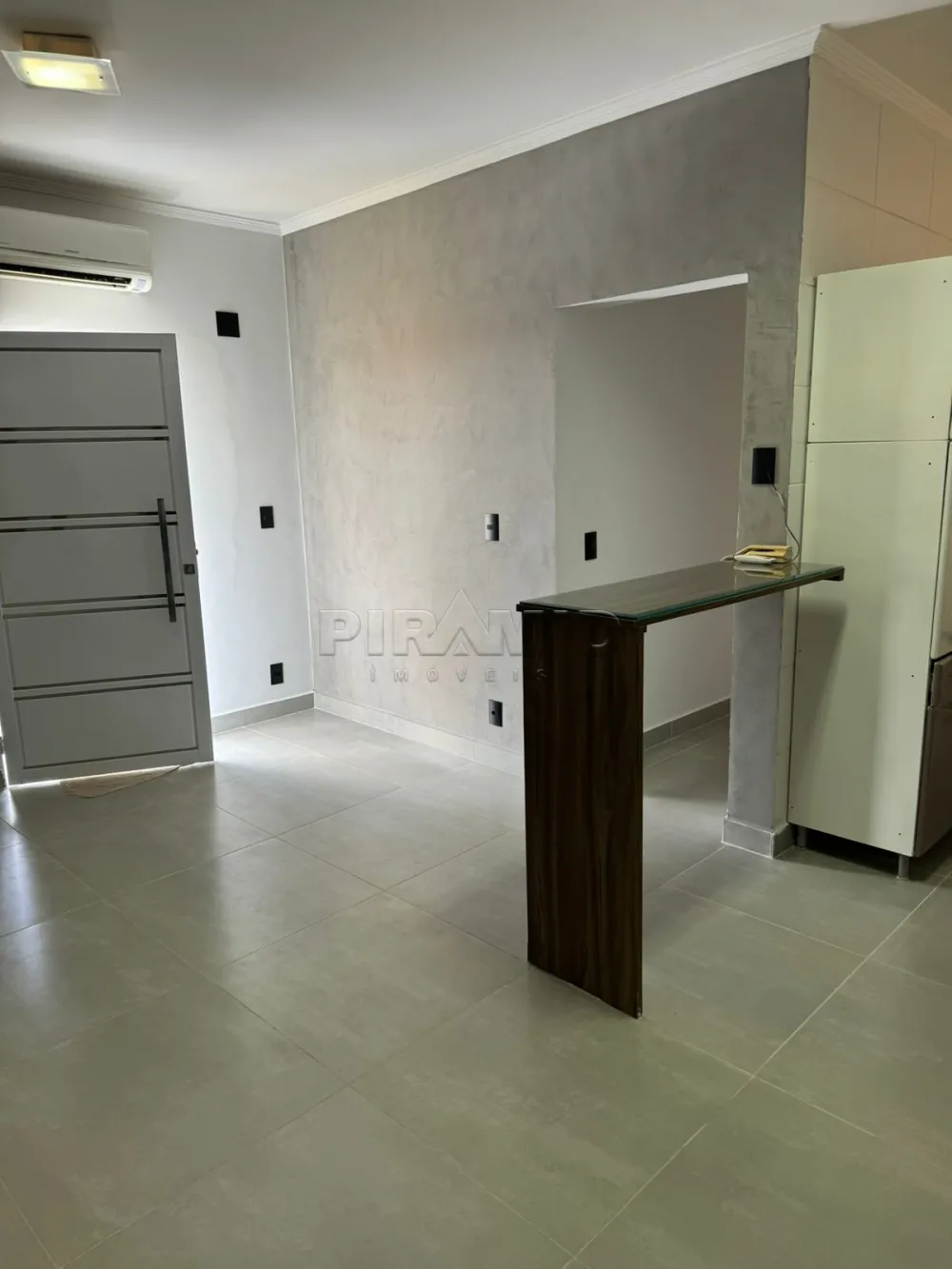 Alugar Apartamento / Padr&atilde;o em Ribeir&atilde;o Preto R$ 1.300,00 - Foto 3