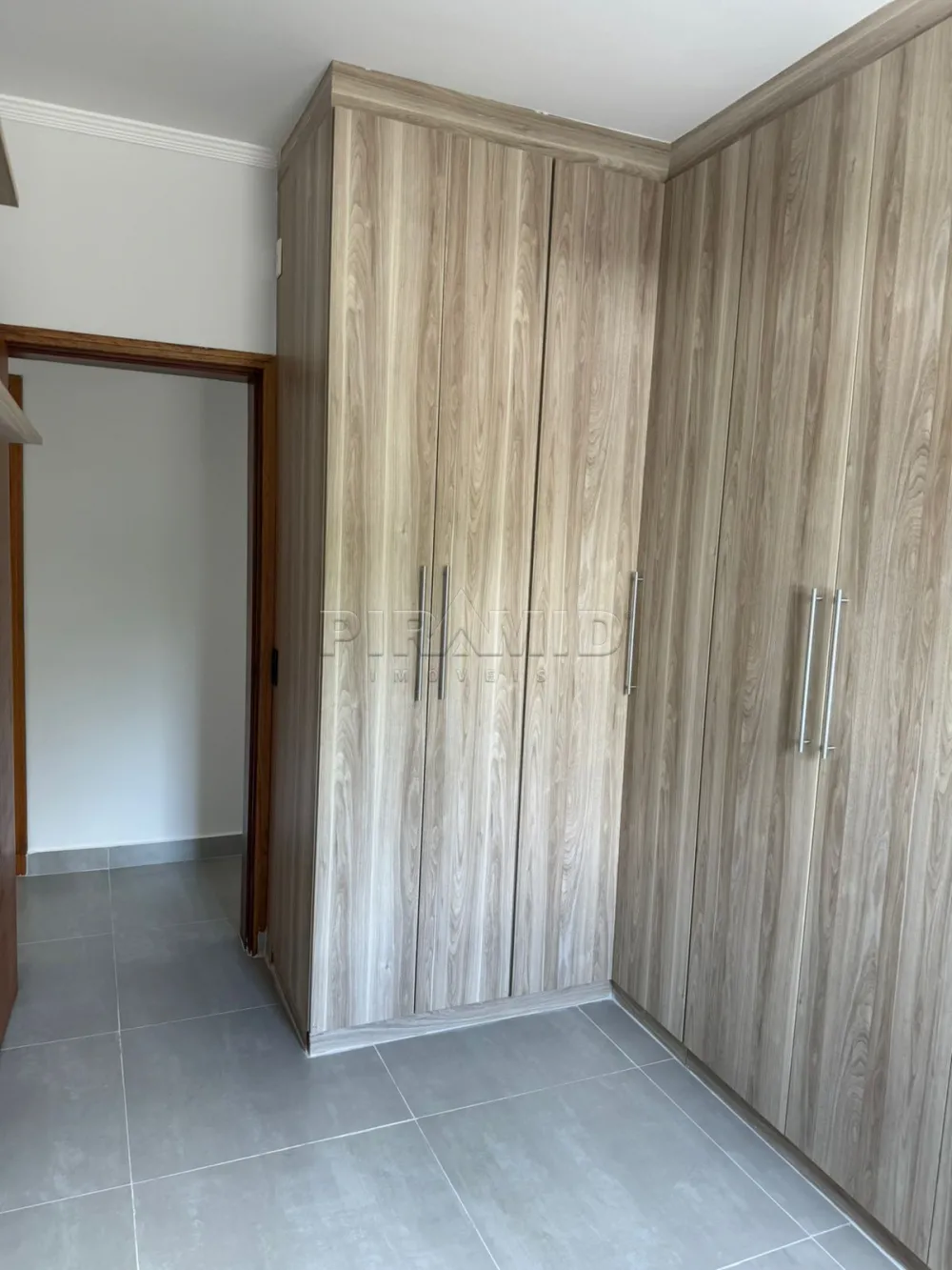 Alugar Apartamento / Padr&atilde;o em Ribeir&atilde;o Preto R$ 1.300,00 - Foto 10