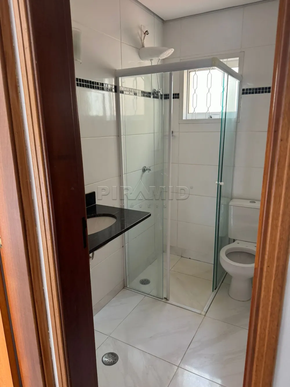 Alugar Apartamento / Padr&atilde;o em Ribeir&atilde;o Preto R$ 1.300,00 - Foto 12