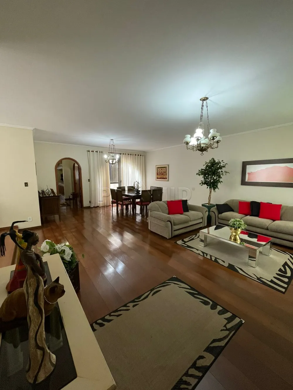 Alugar Casa / Padr&atilde;o em Ribeir&atilde;o Preto R$ 6.000,00 - Foto 5