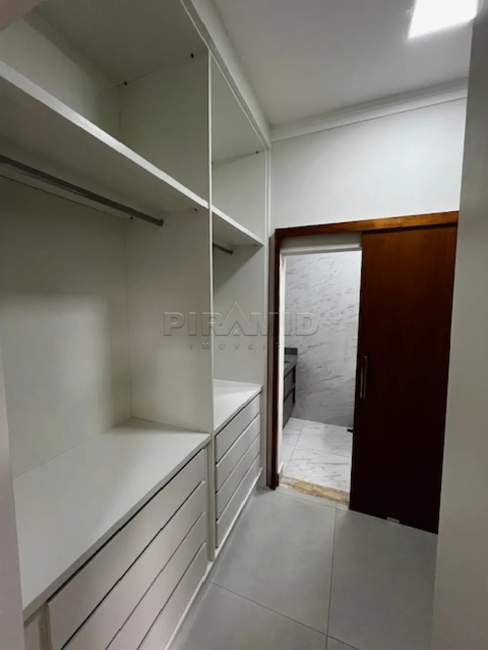 Comprar Casa / Condom&iacute;nio em Ribeir&atilde;o Preto R$ 1.100.000,00 - Foto 14