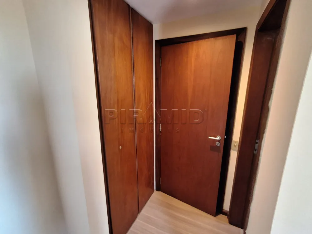 Alugar Apartamento / Padr&atilde;o em Ribeir&atilde;o Preto R$ 1.800,00 - Foto 17