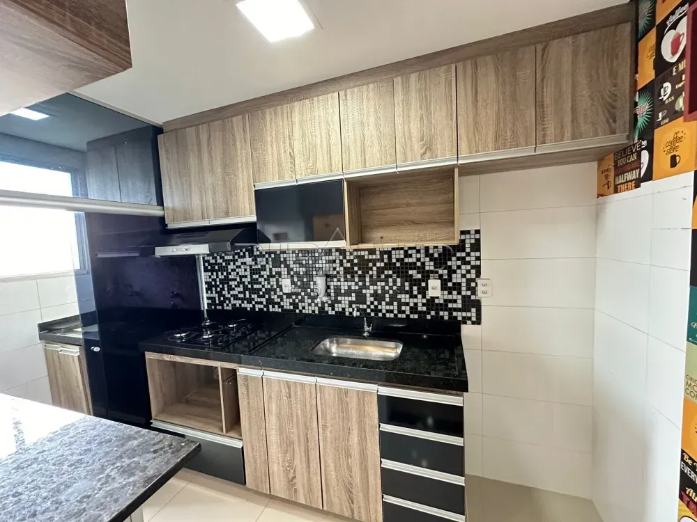 Alugar Apartamento / Padr&atilde;o em Ribeir&atilde;o Preto R$ 1.500,00 - Foto 4
