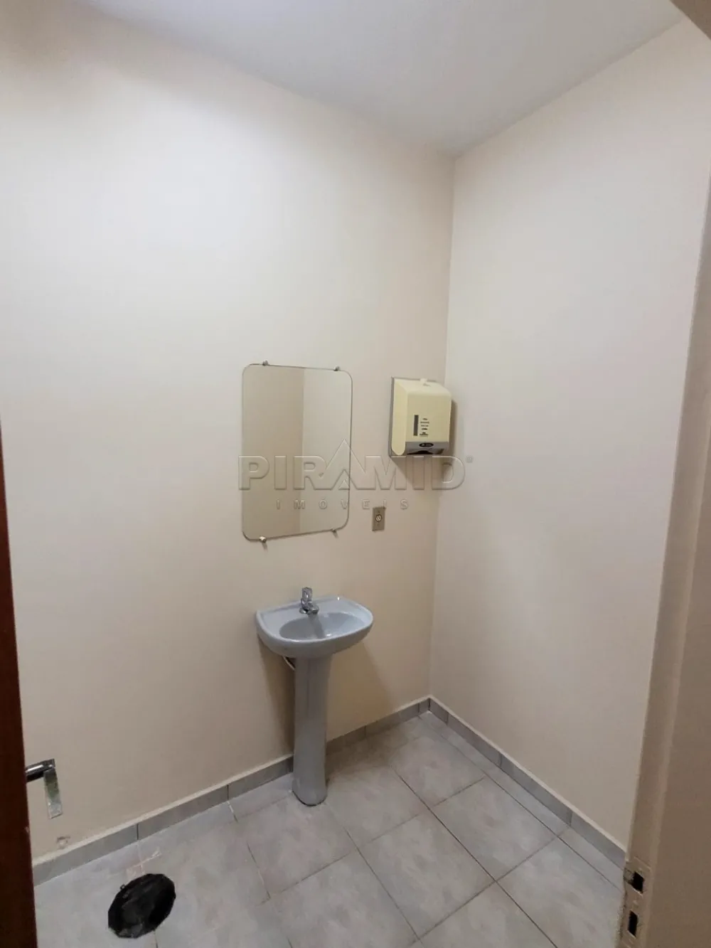 Alugar Comercial / Pr&eacute;dio em Ribeir&atilde;o Preto R$ 3.500,00 - Foto 8