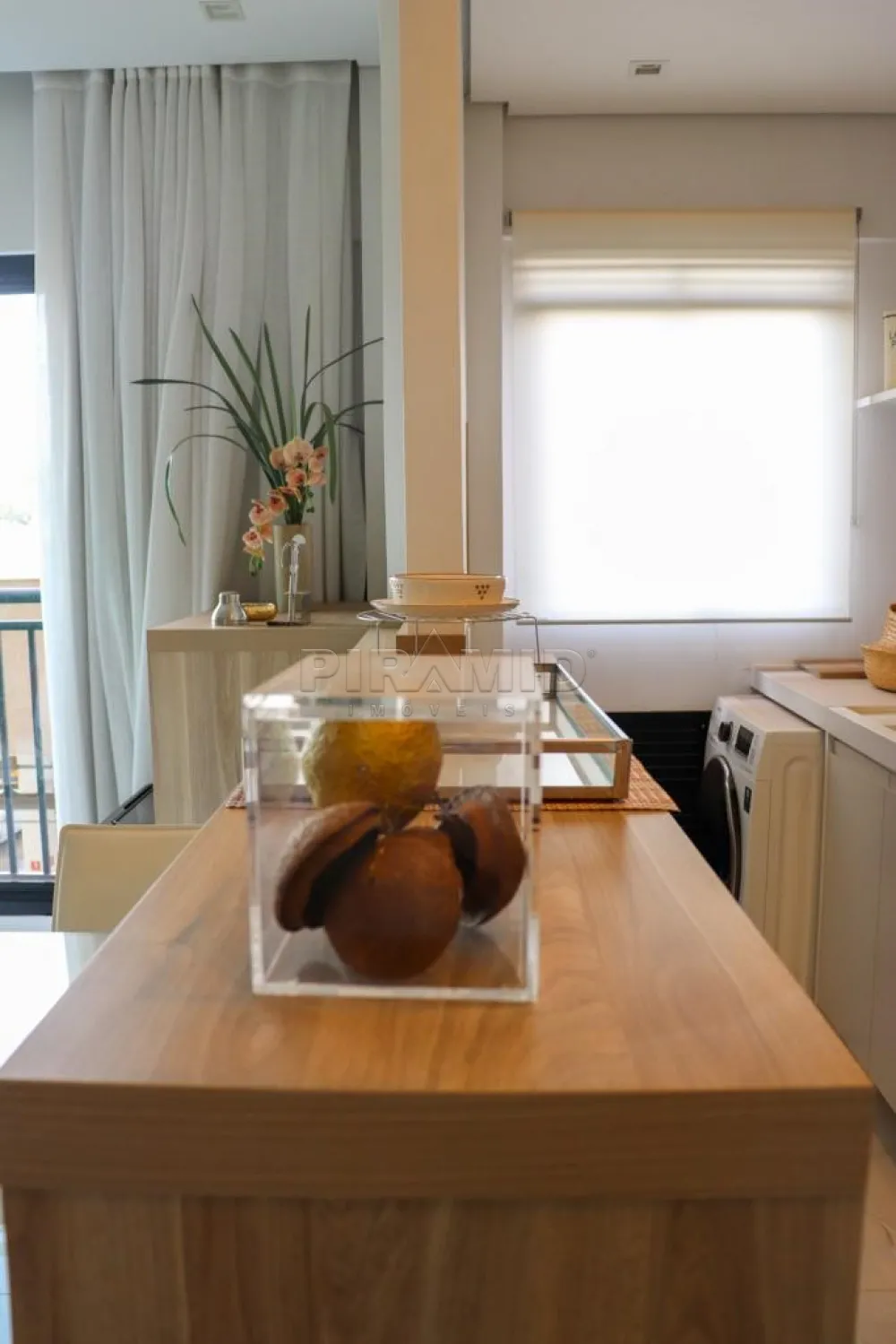 Alugar Apartamento / Padr&atilde;o em Ribeir&atilde;o Preto R$ 4.100,00 - Foto 13