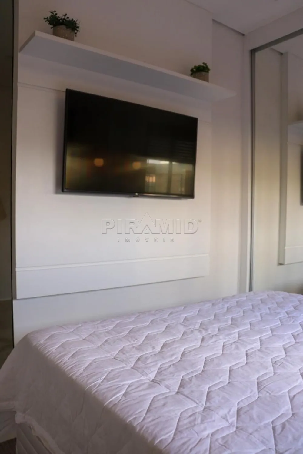 Alugar Apartamento / Padr&atilde;o em Ribeir&atilde;o Preto R$ 4.100,00 - Foto 21