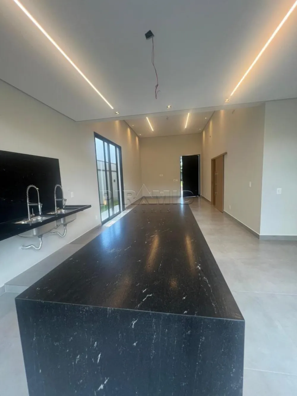 Comprar Casa / Condom&iacute;nio em Ribeir&atilde;o Preto R$ 1.100.000,00 - Foto 2