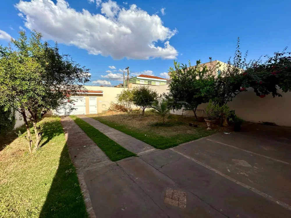 Comprar Casa / Padr&atilde;o em Ribeir&atilde;o Preto R$ 1.080.000,00 - Foto 2