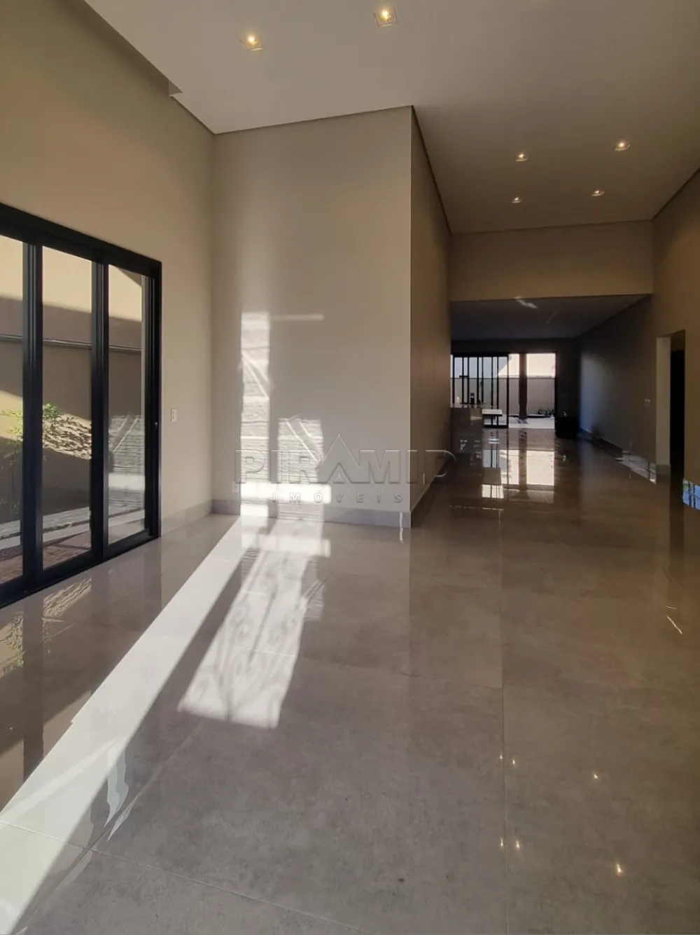 Alugar Casa / Condom&iacute;nio em Ribeir&atilde;o Preto R$ 16.000,00 - Foto 1