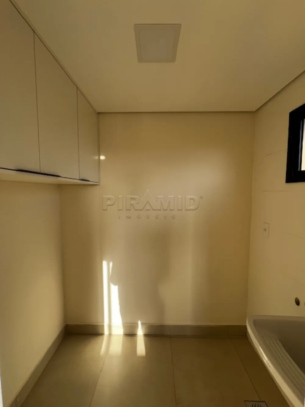 Alugar Apartamento / Padr&atilde;o em Ribeir&atilde;o Preto R$ 1.600,00 - Foto 11