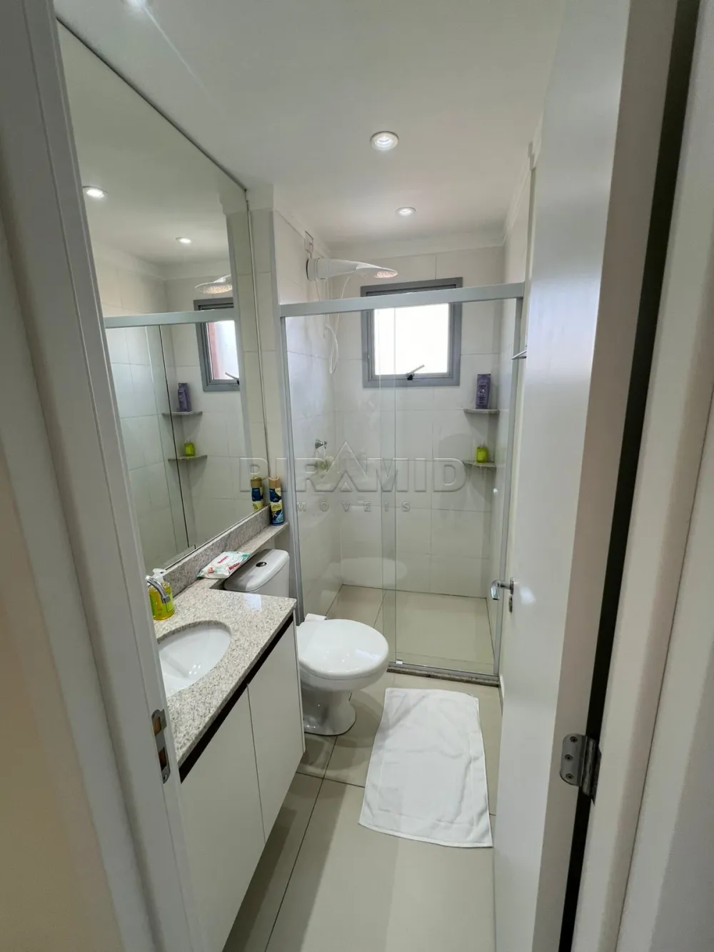 Alugar Apartamento / Padr&atilde;o em Ribeir&atilde;o Preto R$ 5.200,00 - Foto 16