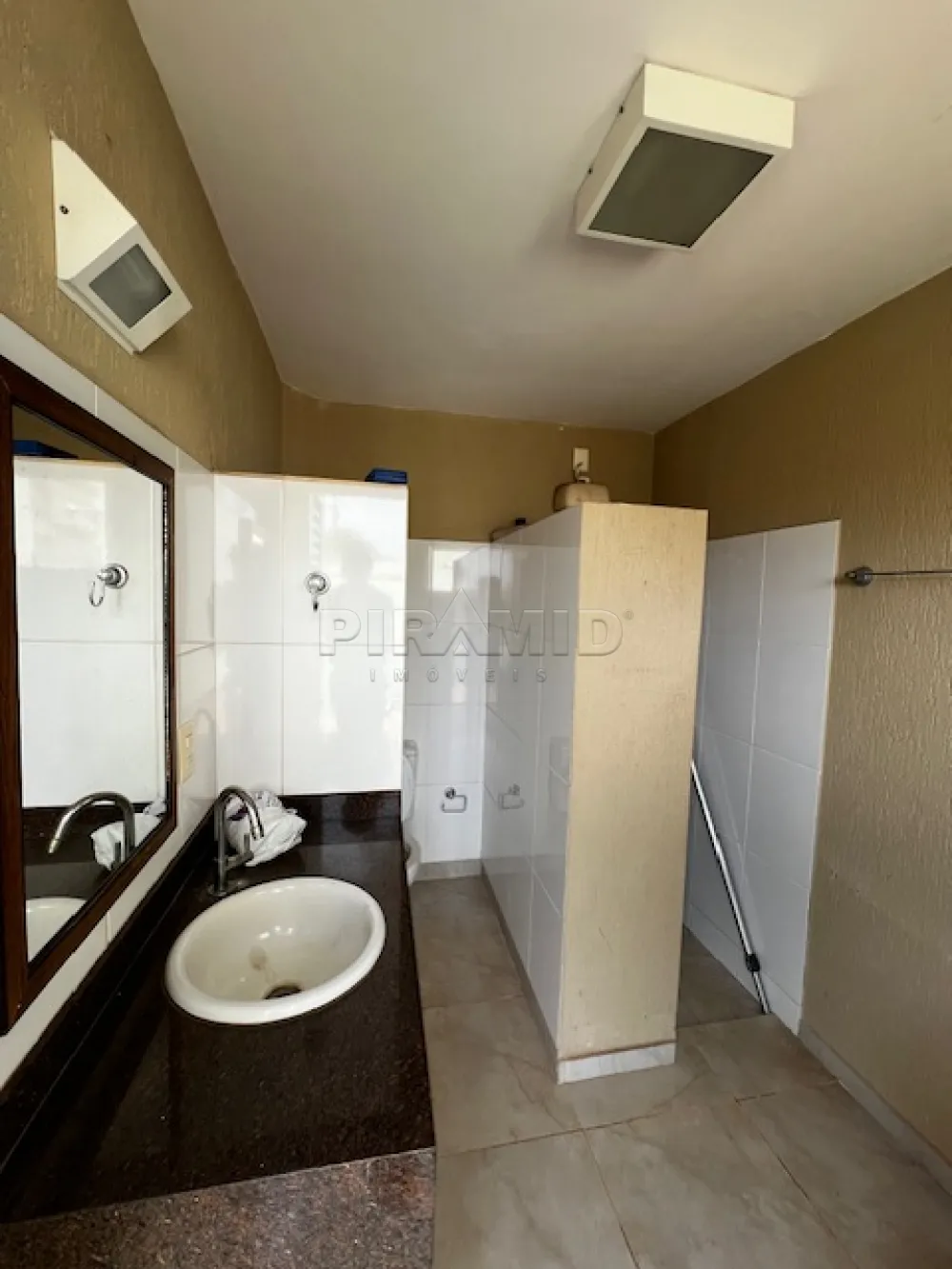 Alugar Casa / Padr&atilde;o em Ribeir&atilde;o Preto R$ 6.700,00 - Foto 33