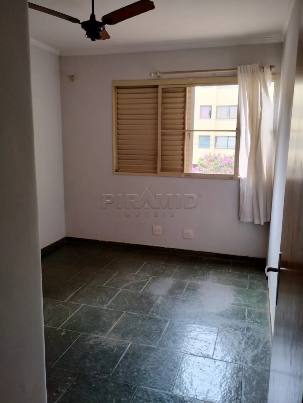 Alugar Apartamento / Padr&atilde;o em Ribeir&atilde;o Preto R$ 1.500,00 - Foto 6