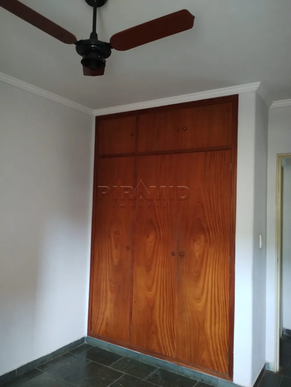 Alugar Apartamento / Padr&atilde;o em Ribeir&atilde;o Preto R$ 1.500,00 - Foto 7