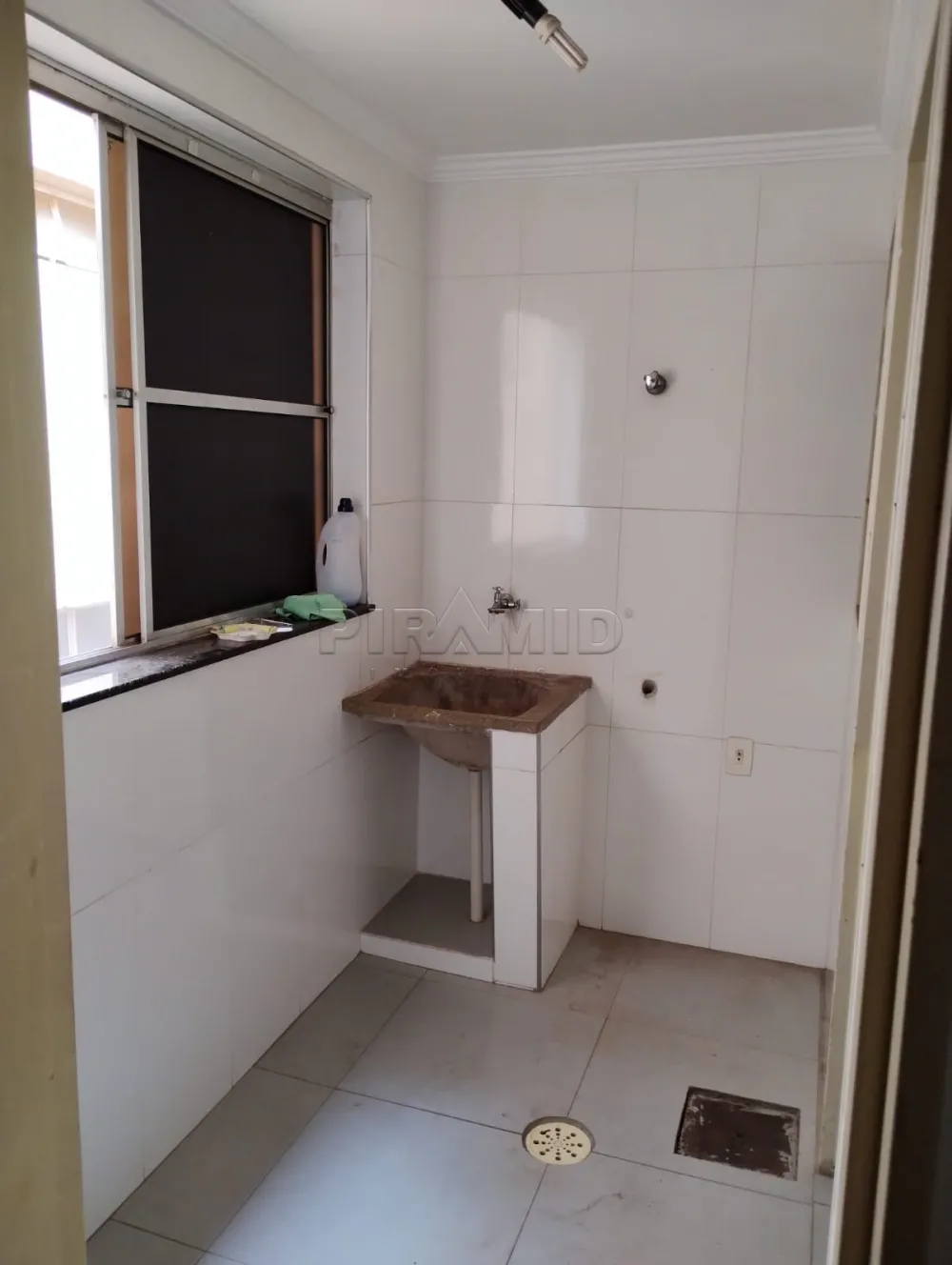 Alugar Apartamento / Padr&atilde;o em Ribeir&atilde;o Preto R$ 1.500,00 - Foto 14