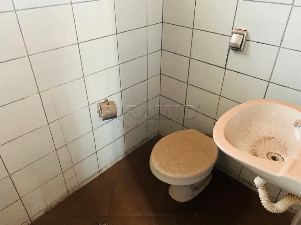 Alugar Comercial / Casa em Ribeir&atilde;o Preto R$ 1.200,00 - Foto 16