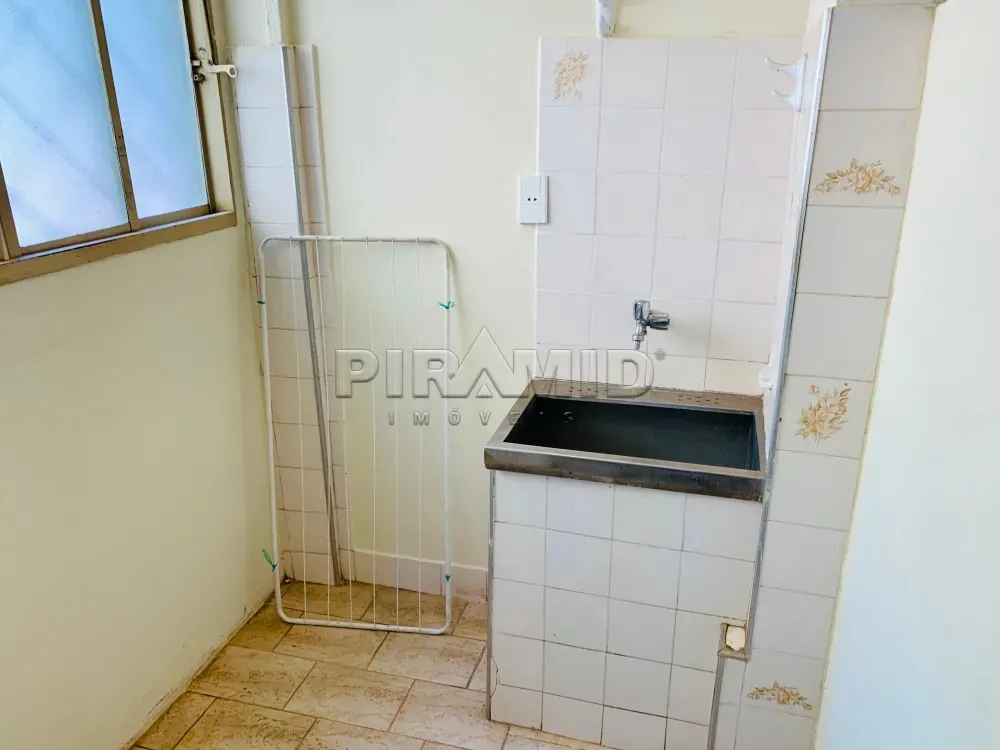 Alugar Apartamento / Padr&atilde;o em Ribeir&atilde;o Preto R$ 700,00 - Foto 11