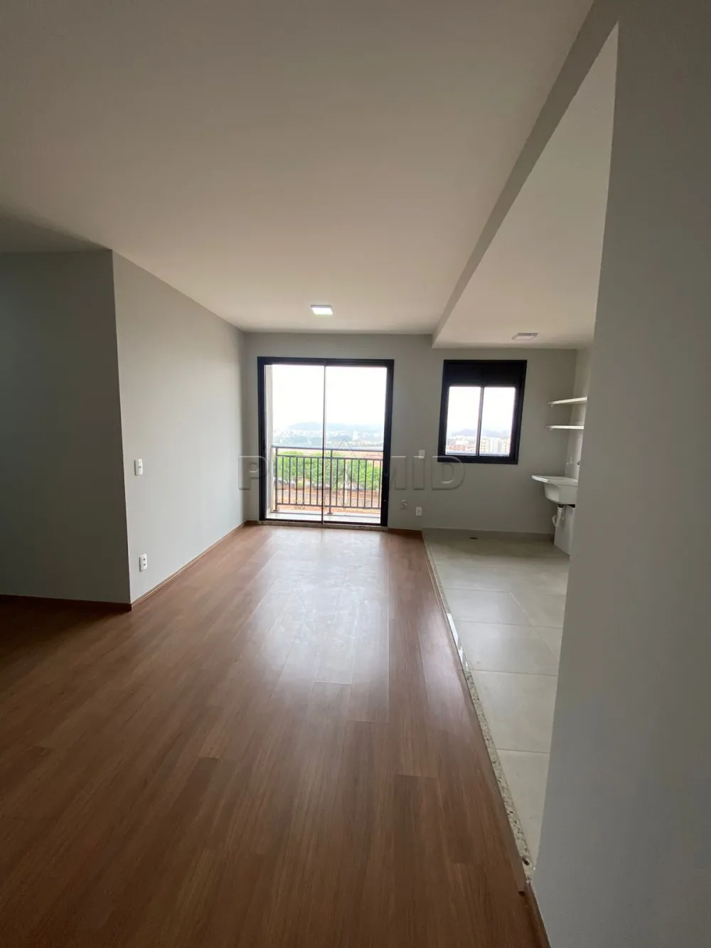 Alugar Apartamento / Padr&atilde;o em Ribeir&atilde;o Preto R$ 2.700,00 - Foto 2