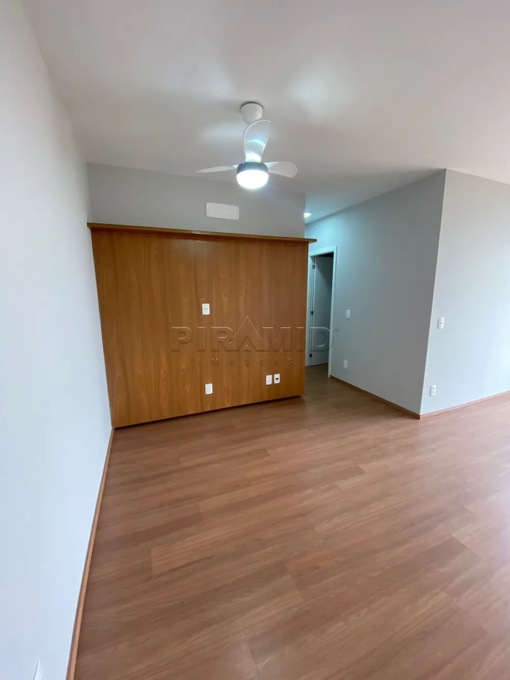 Alugar Apartamento / Padr&atilde;o em Ribeir&atilde;o Preto R$ 2.700,00 - Foto 4