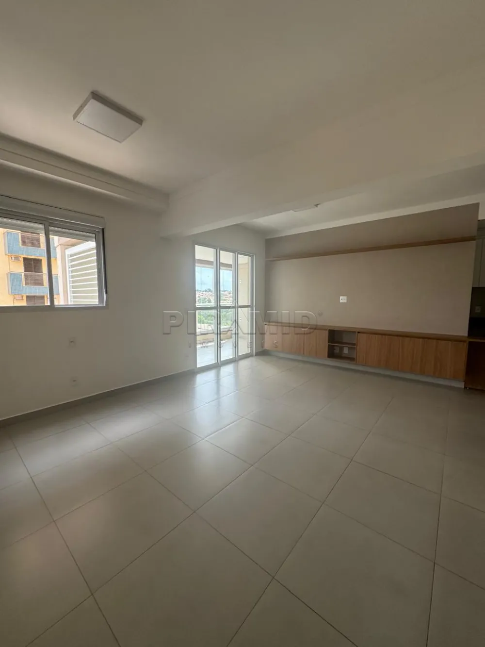 Alugar Apartamento / Padr&atilde;o em Ribeir&atilde;o Preto R$ 3.300,00 - Foto 2