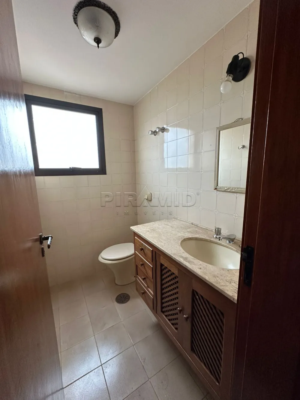 Alugar Apartamento / Padr&atilde;o em Ribeir&atilde;o Preto R$ 1.600,00 - Foto 8