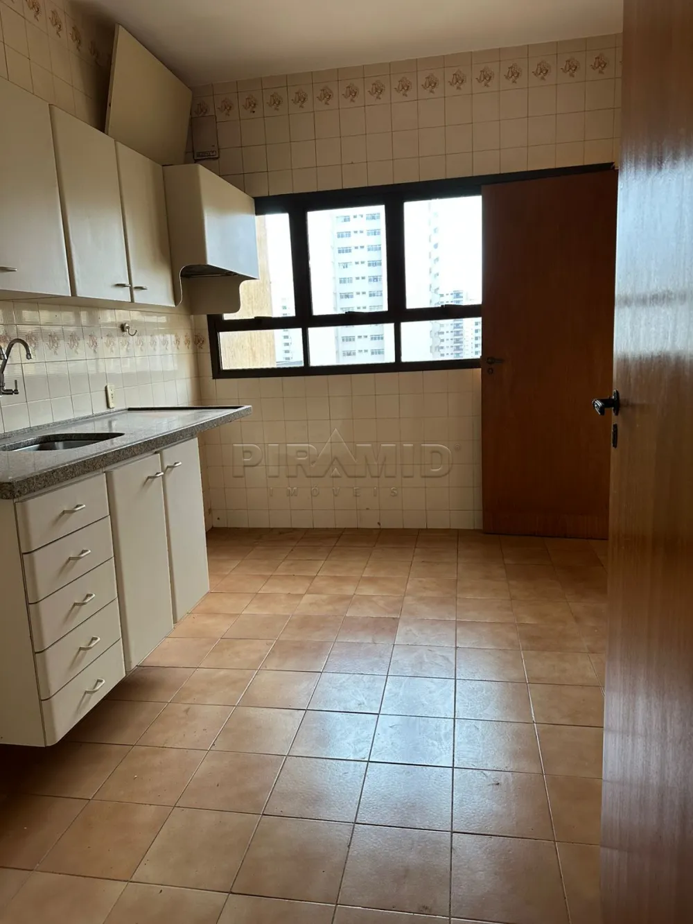 Alugar Apartamento / Padr&atilde;o em Ribeir&atilde;o Preto R$ 1.600,00 - Foto 12
