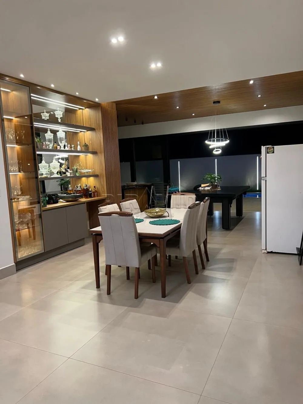 Alugar Casa / Condom&iacute;nio em Ribeir&atilde;o Preto R$ 13.000,00 - Foto 1