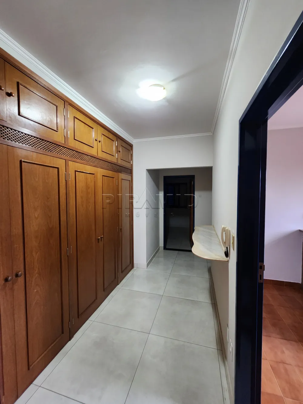 Alugar Comercial / Casa em Ribeir&atilde;o Preto R$ 6.000,00 - Foto 3