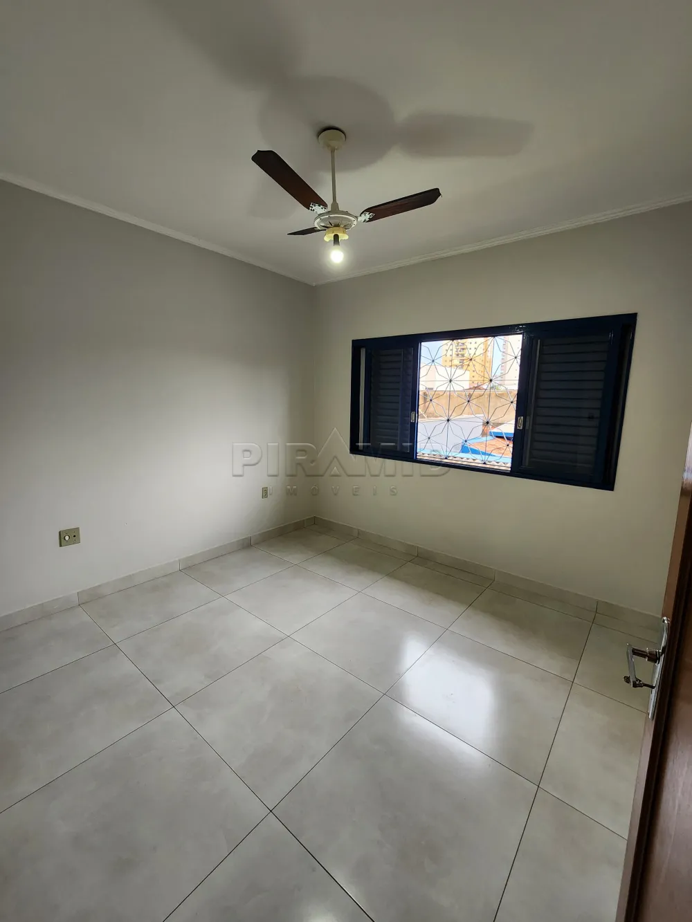 Alugar Comercial / Casa em Ribeir&atilde;o Preto R$ 6.000,00 - Foto 5