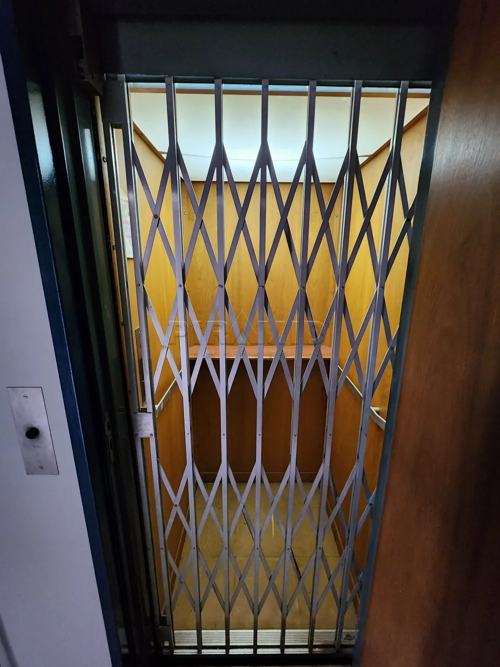 Alugar Comercial / Casa em Ribeir&atilde;o Preto R$ 6.000,00 - Foto 21