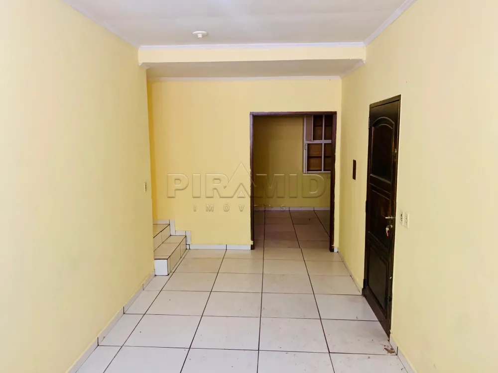 Alugar Casa / Padr&atilde;o em Ribeir&atilde;o Preto R$ 2.020,00 - Foto 1