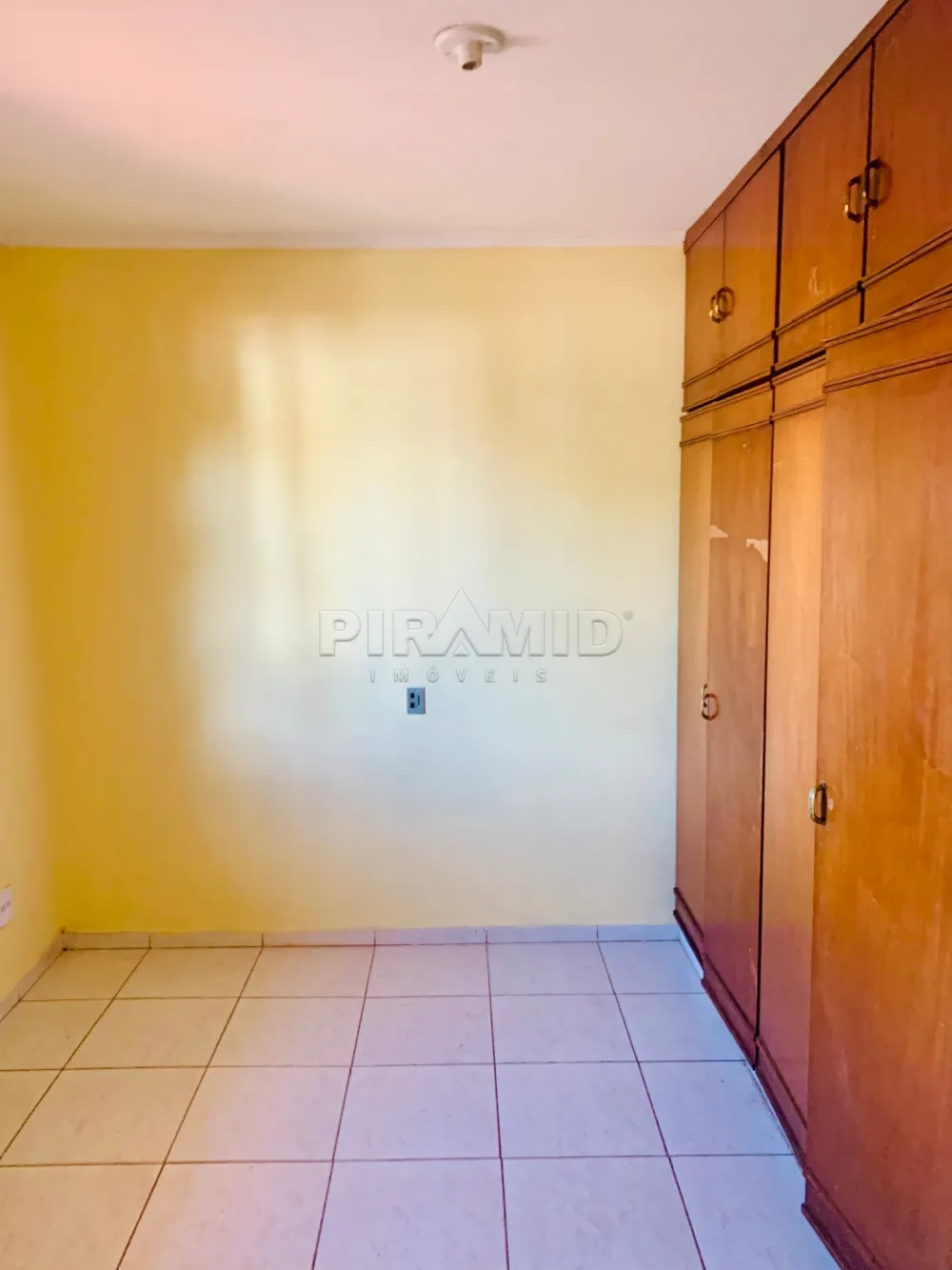 Alugar Casa / Padr&atilde;o em Ribeir&atilde;o Preto R$ 2.020,00 - Foto 15