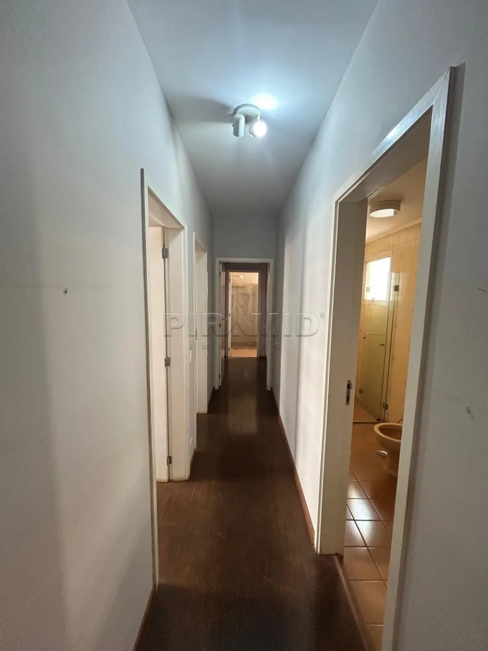 Alugar Apartamento / Padr&atilde;o em Ribeir&atilde;o Preto R$ 1.100,00 - Foto 11