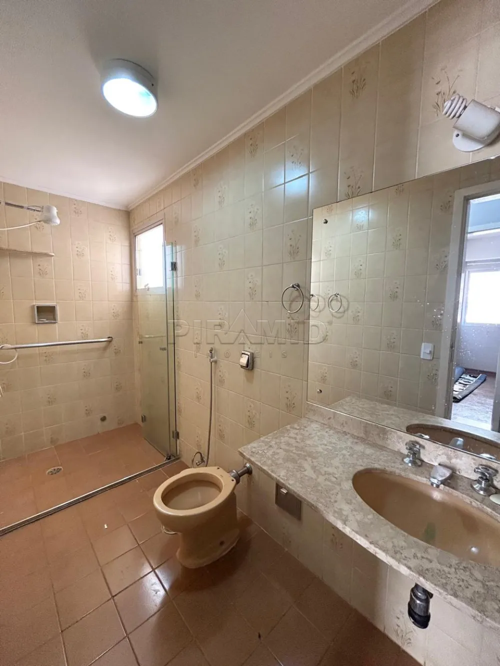 Alugar Apartamento / Padr&atilde;o em Ribeir&atilde;o Preto R$ 1.100,00 - Foto 13