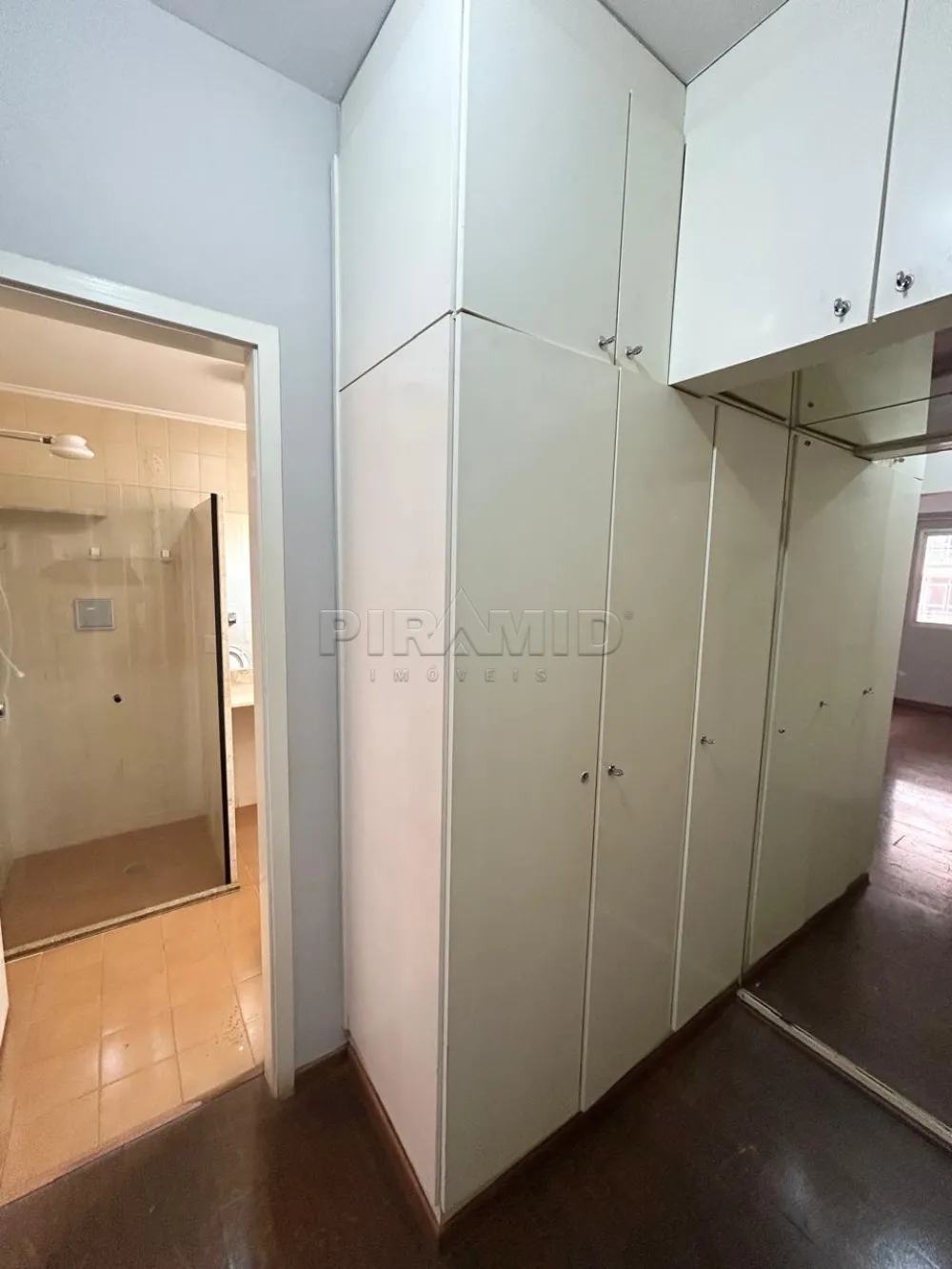 Alugar Apartamento / Padr&atilde;o em Ribeir&atilde;o Preto R$ 1.100,00 - Foto 17