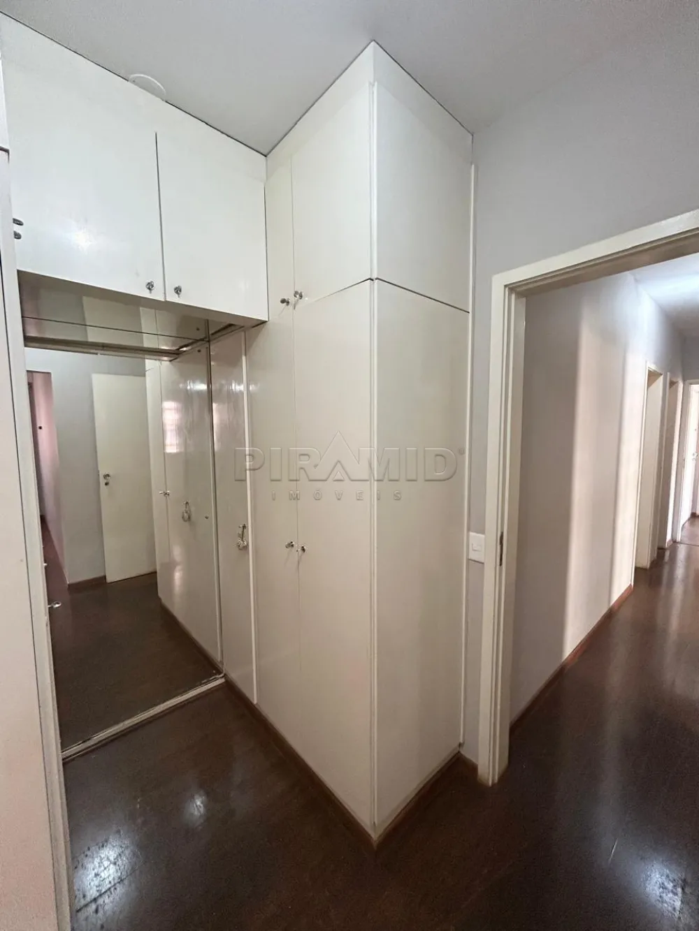 Alugar Apartamento / Padr&atilde;o em Ribeir&atilde;o Preto R$ 1.100,00 - Foto 18